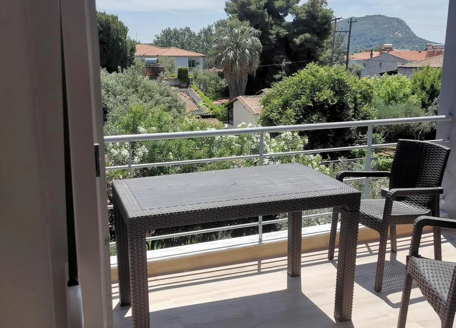 Irinishouse 5 Daire Toroni